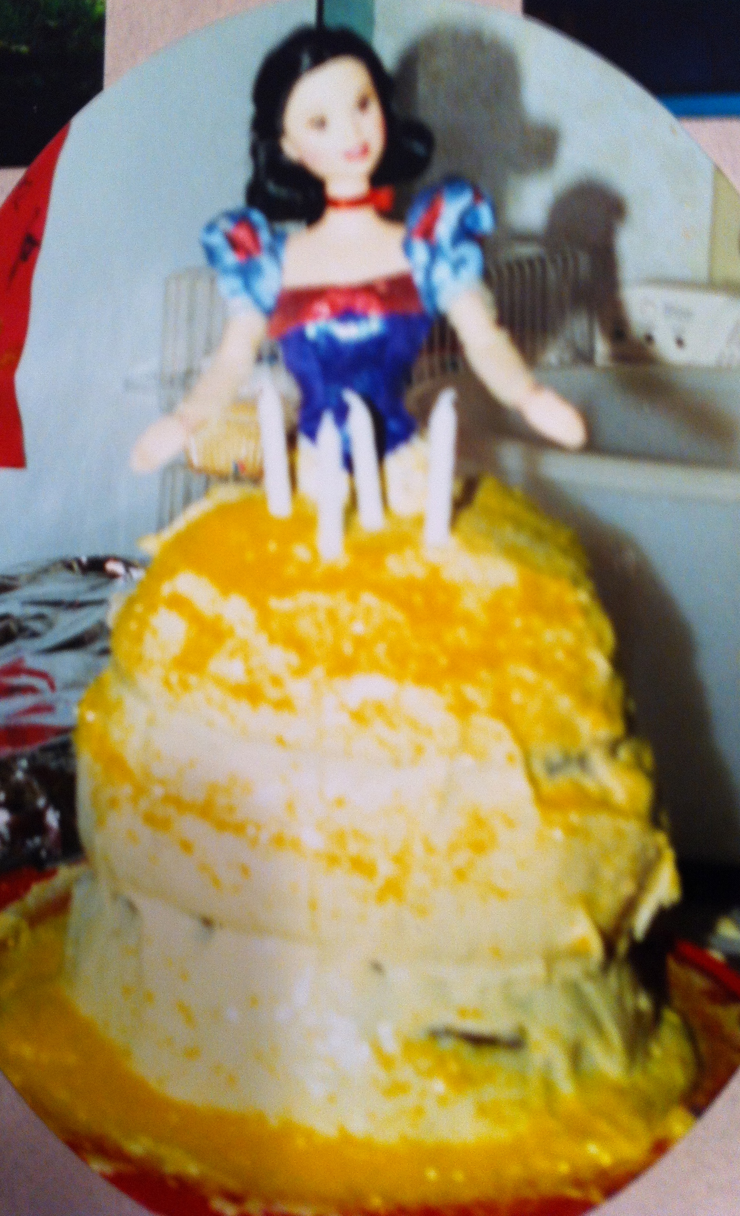 Birthday cake shaped like snow white